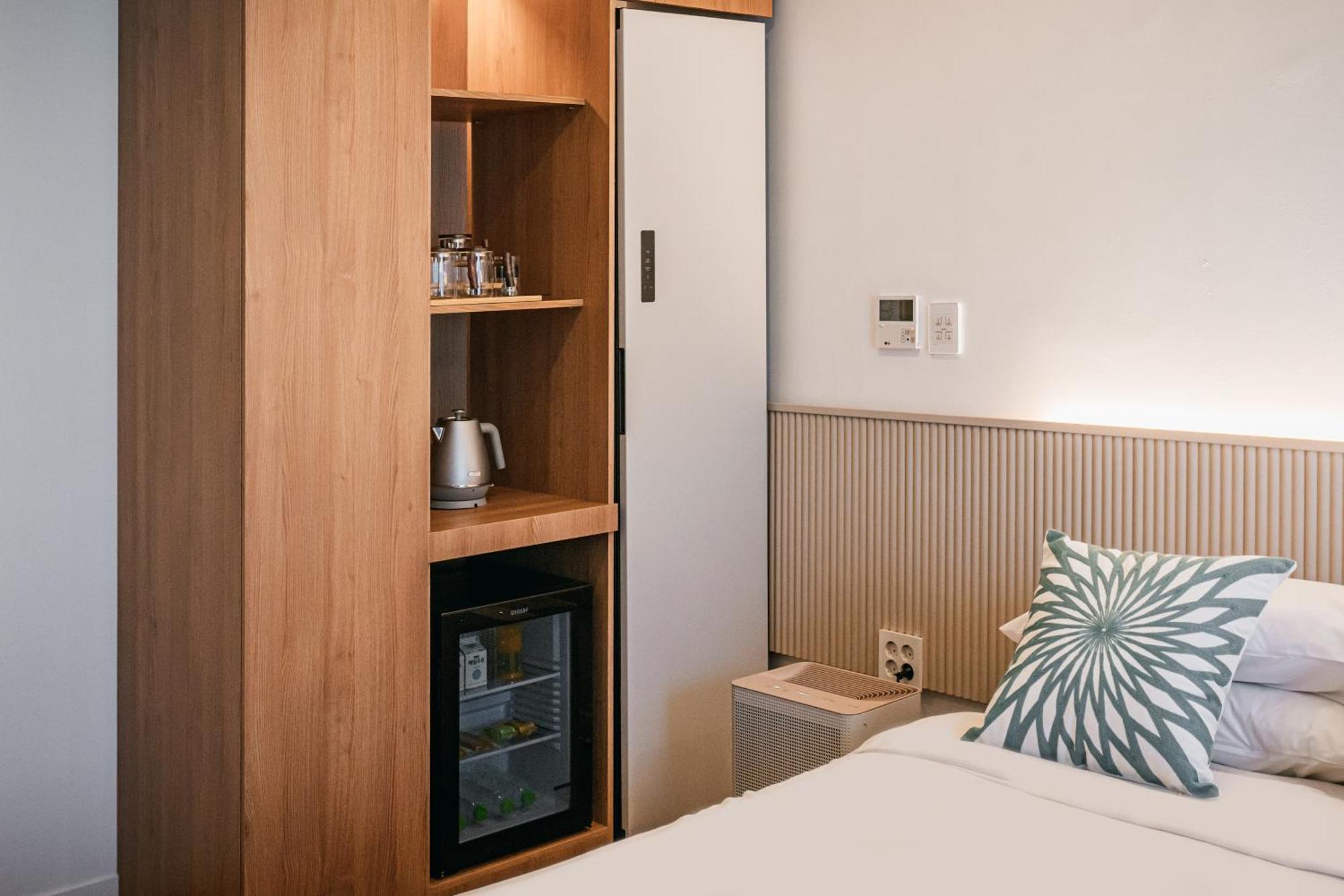 Hotel Yeon Σεογκουίπο Εξωτερικό φωτογραφία