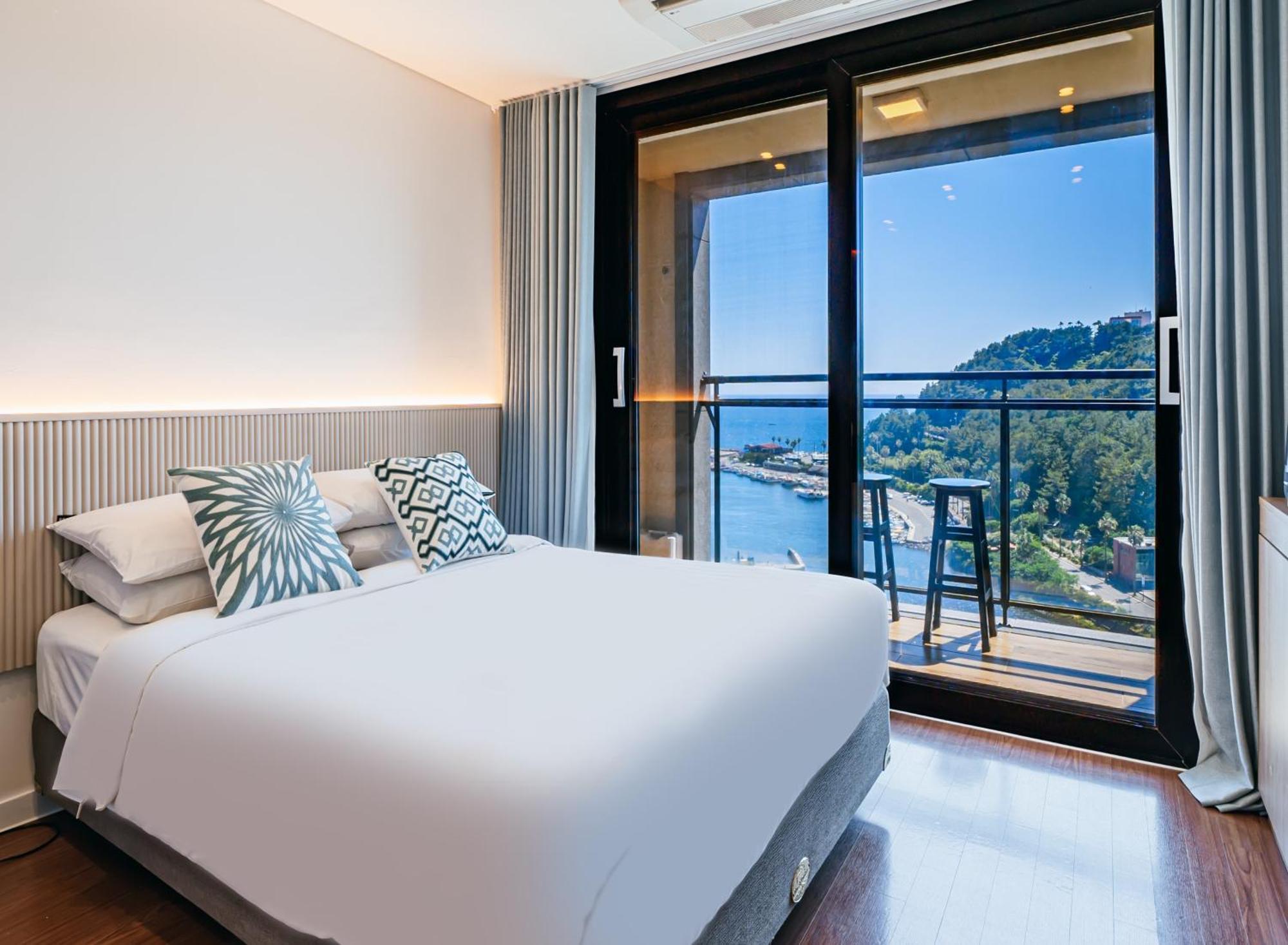 Hotel Yeon Σεογκουίπο Εξωτερικό φωτογραφία