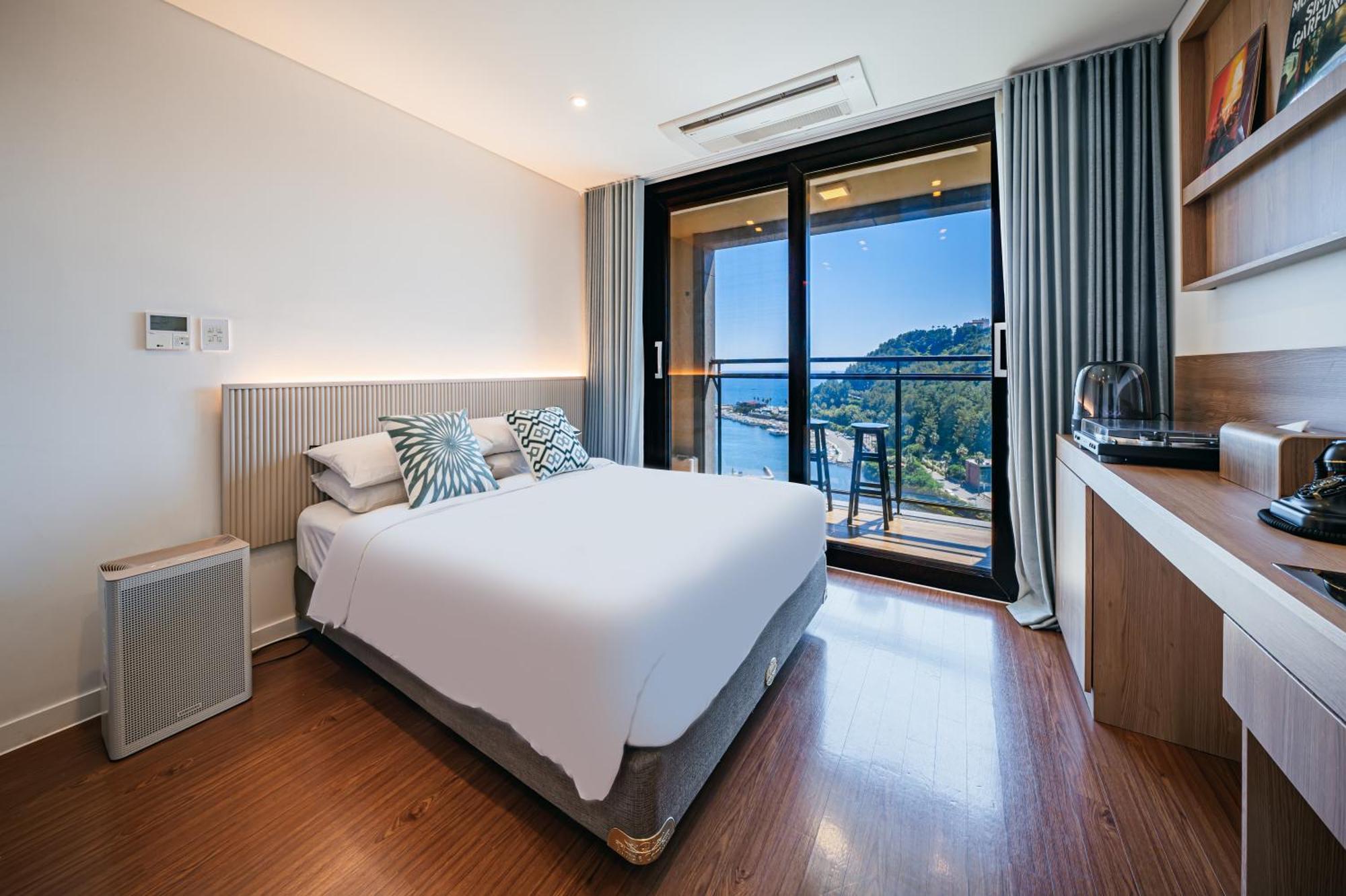 Hotel Yeon Σεογκουίπο Εξωτερικό φωτογραφία