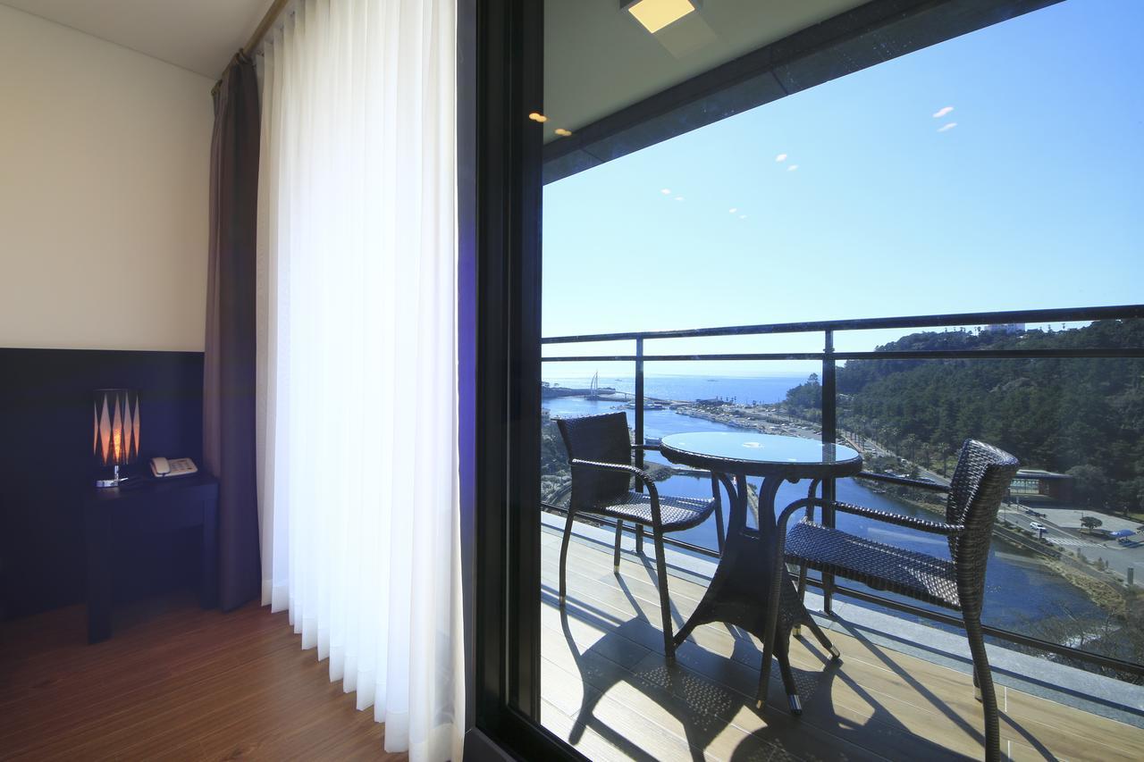 Hotel Yeon Σεογκουίπο Εξωτερικό φωτογραφία